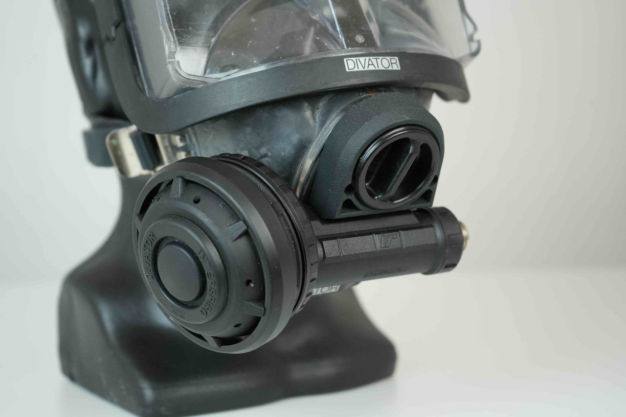 Comunicatie subacvatica Cub R2 cablata dedicata AGA