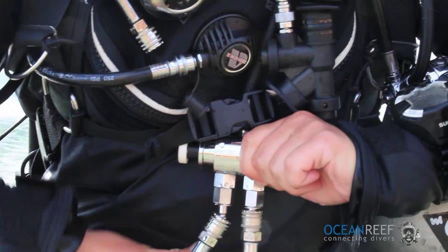 Valvă cu rezervor dublu