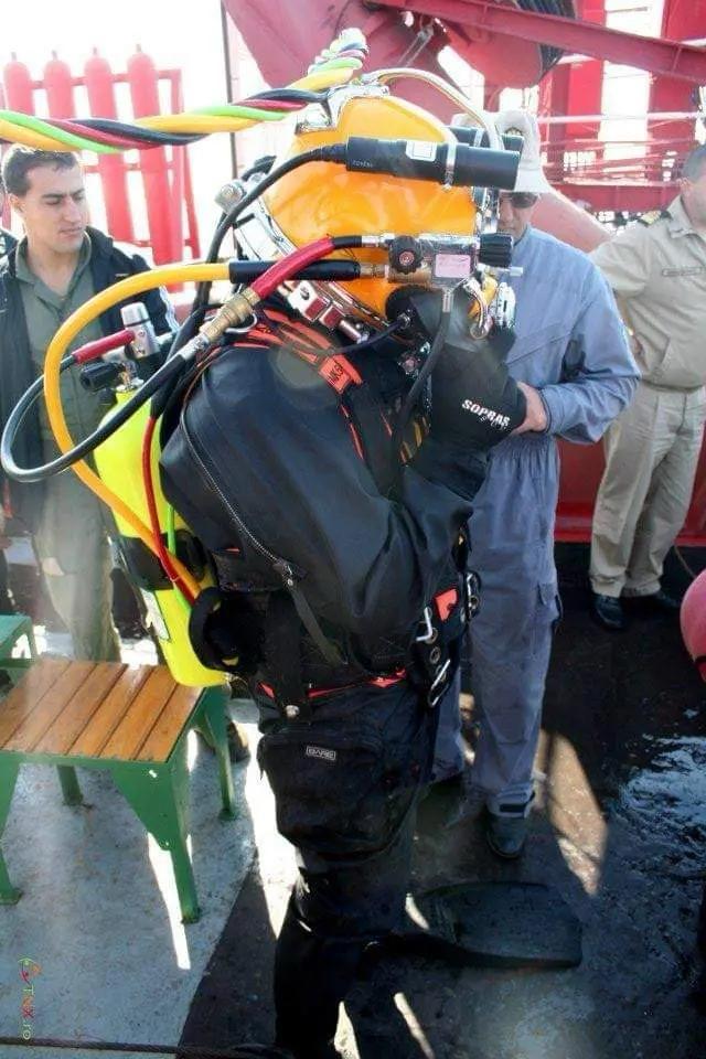 Astupare Gaură de Apă - Intervenție de Urgență